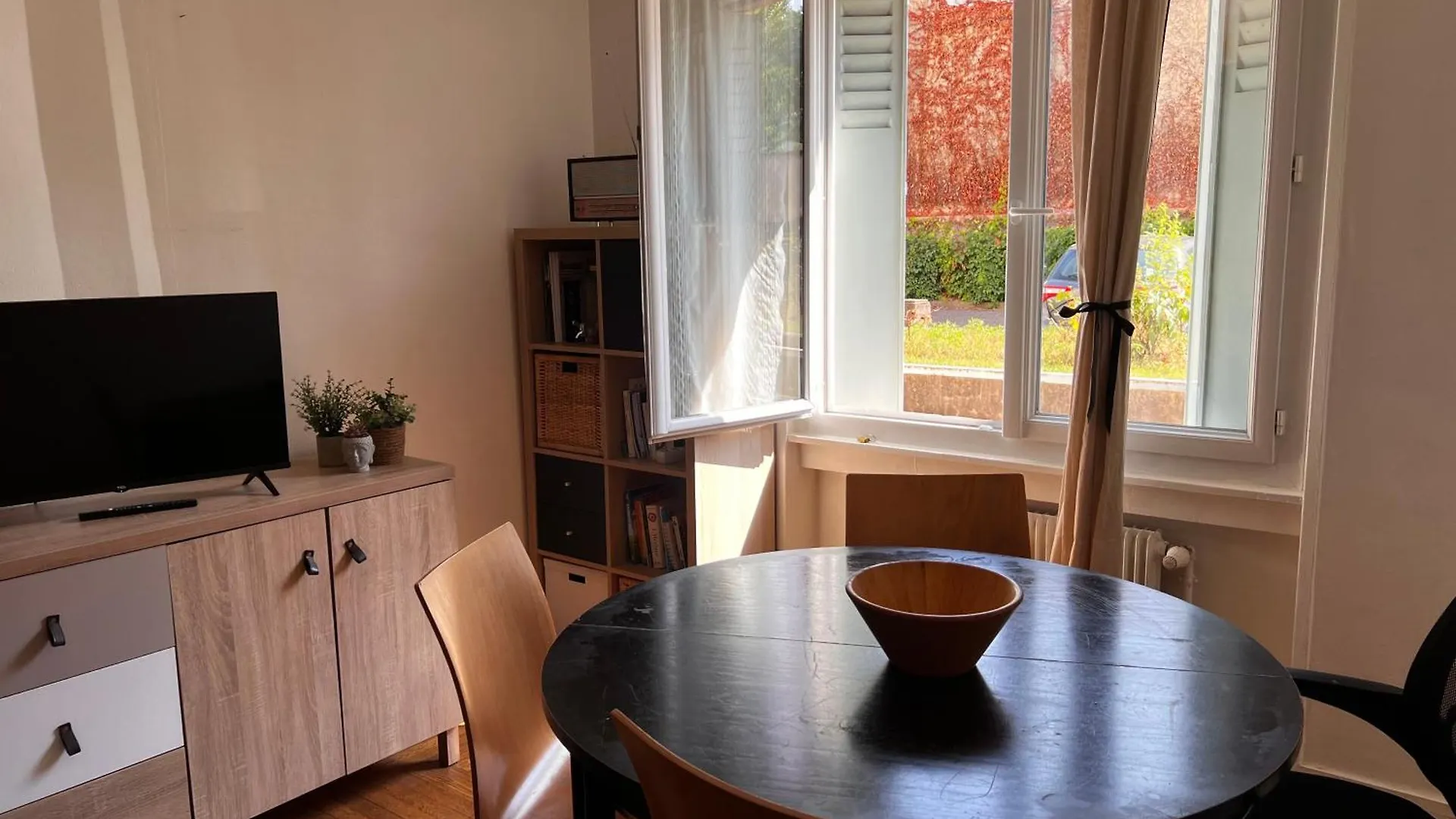 Séjour chez l'habitant Chambre Double Et Salon Canape Lit 2 A 4 Personnes